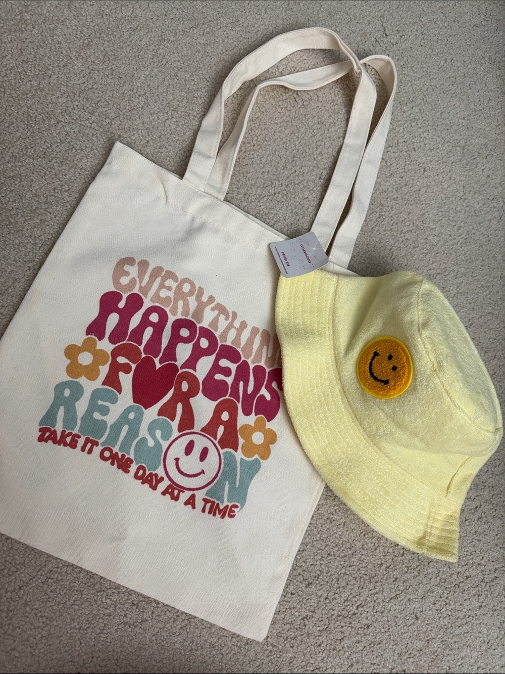 CUTANDCROPPED Smiley Face Bucket Hat and Tote set NEW